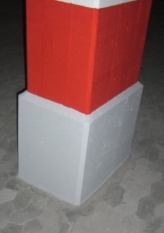 Betonsanierung Tiefgarage - rote Markierungen mit hochwertiger Betonschutzfarbe